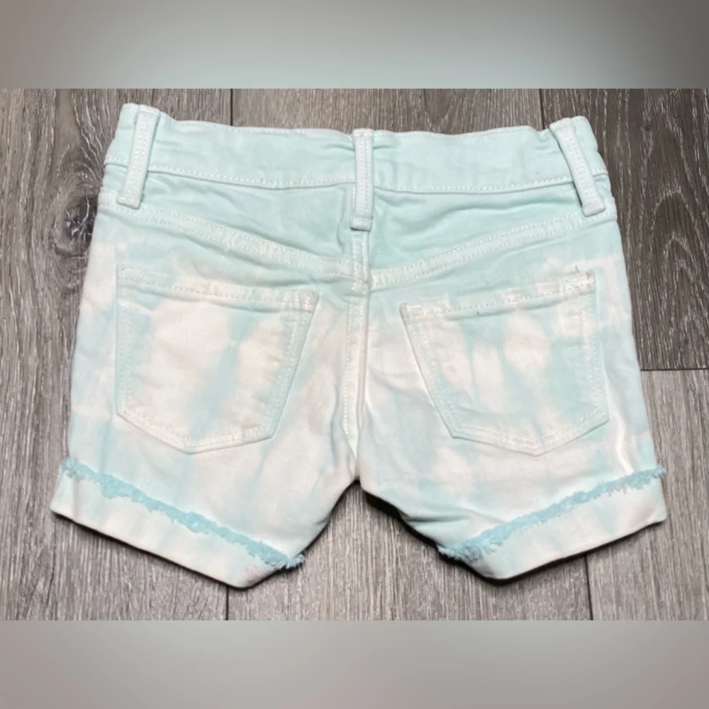 The Children’s Place Blue Shorts Size 5